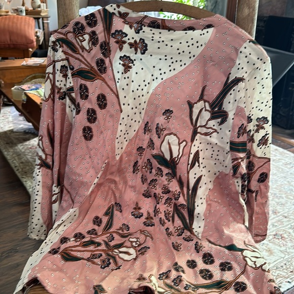 MASAI DOTTED FLORAL DESIGN BLOUSE - Picture 7 of 7